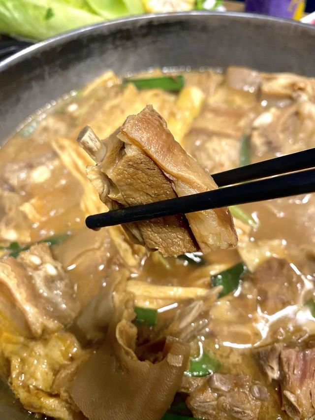 指定任食套餐加錢可無限時任食羊腩煲 海鮮放題