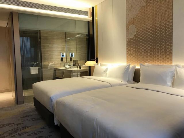 EQ Hotel