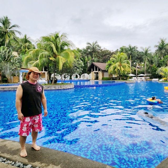 🇵🇭보라카이에서 가장 힙하면서 가장 큰 수영장을 가지고 있는 모벤픽 리조트 수영장