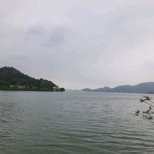 遙望深圳的鹿頸天后宮