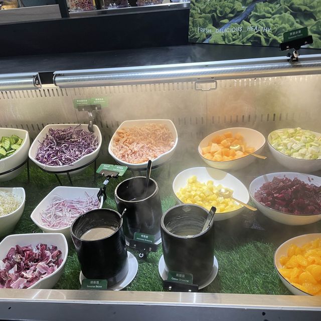 森森燒肉春日店，烤肉沙拉吧一次滿足😍