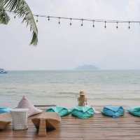 ร้อนๆแบบนี้ ชวนหนีฝุ่น PM ไปติดเกาะที่ TheBlueSkyResort เกาะพยาม ~ ระนอง