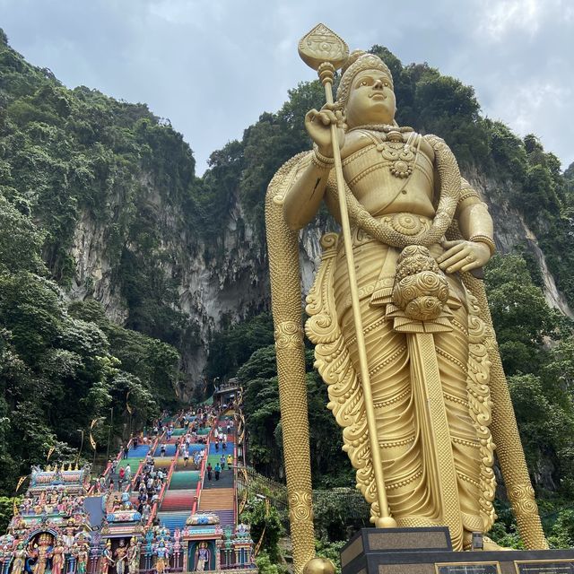 Discovering the Magic of Batu Cave!