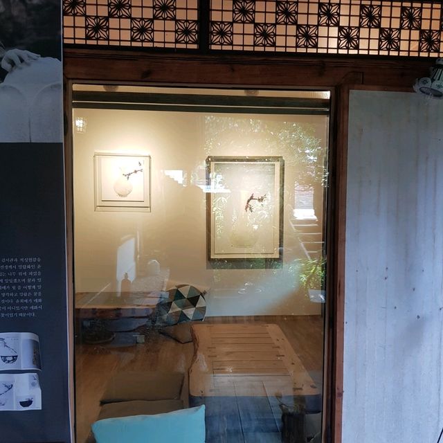 두근두근여름 휴가 광주 예술가 윤회매 작가님의 윤회매카페 