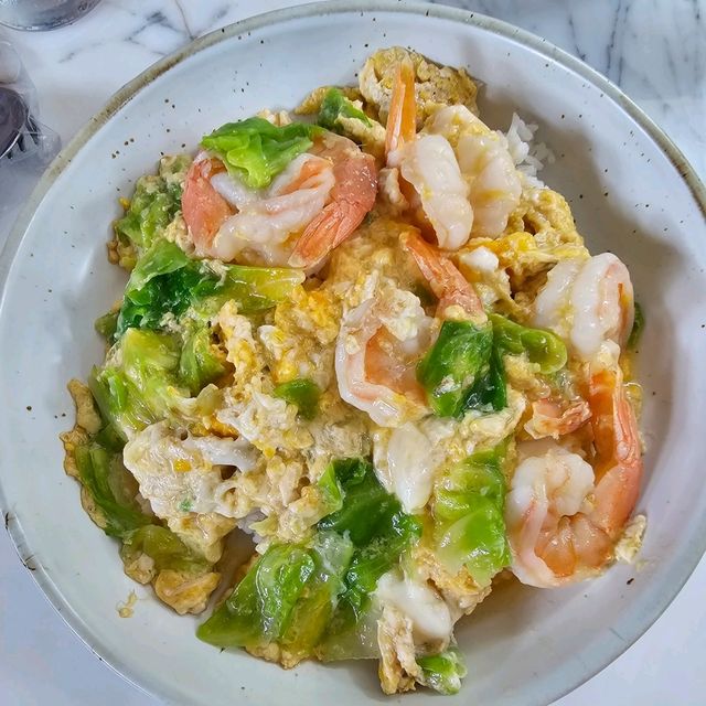 ดิอมฤต ร้านอาหารสุดเก๋ในอุทัยธานี
