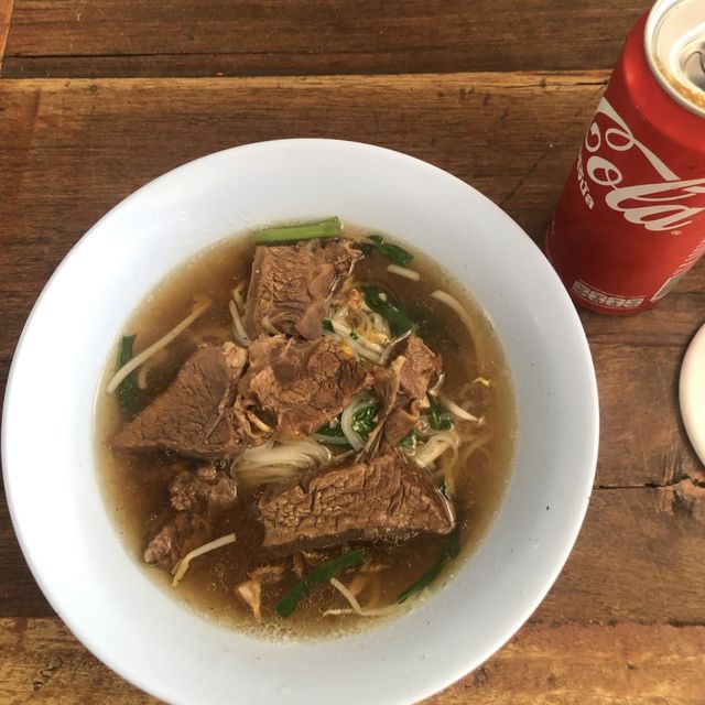 한국인들한테 가장 유명한 치앙마이 쌀국수 맛집 [블루누들]