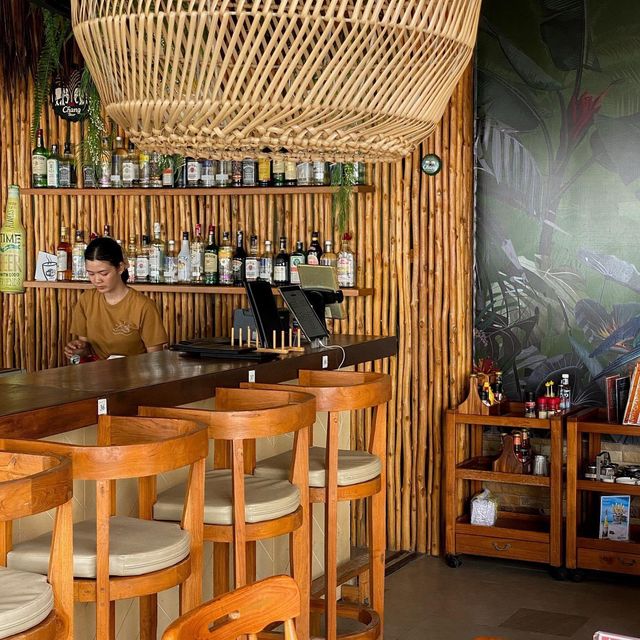 คาเฟ่ป่าตอง
