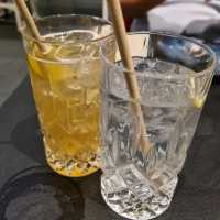 24 hr lounge at Quincy Hotel