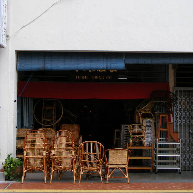 Nostalgia Vibrant Shophouse at Joo Chiat SG