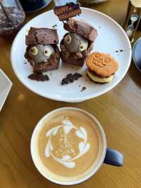 【福岡カフェ】ハロウィン限定アフタヌーンティー👻