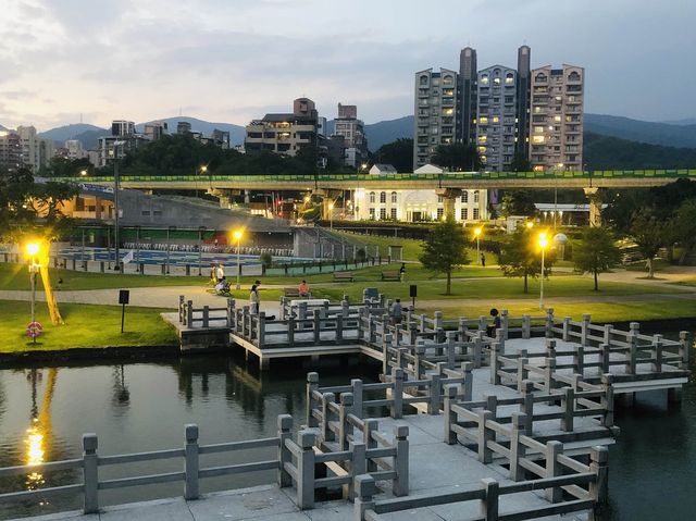 台北｜🌳🌅 Dahu Park 大湖公園