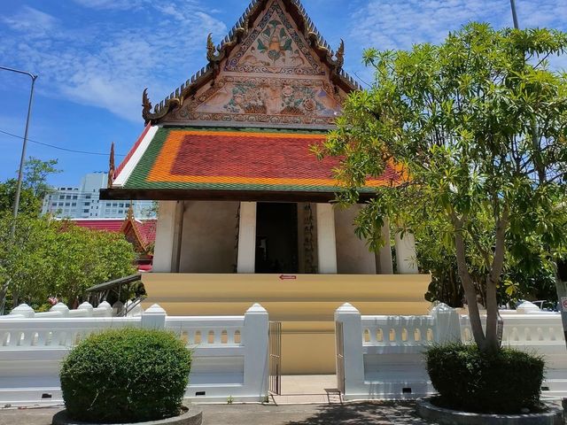 พามาเที่ยววัดป่าประดู่  พระอารามหลวง จ.ระยอง