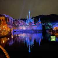 香港迪士尼全球首個World of Frozen日夜黃昏美景
