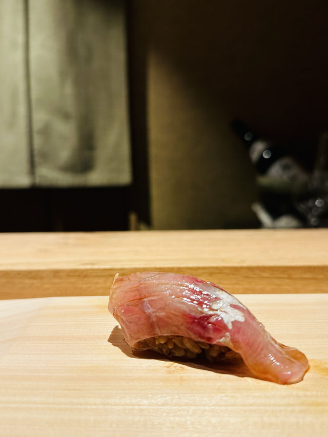 【大阪中之島】超隠れ家な高級鮨屋