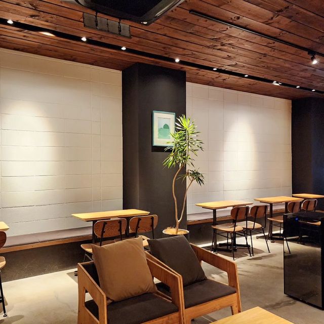 ROCKS CAFE：時尚環境，絕對值得推薦