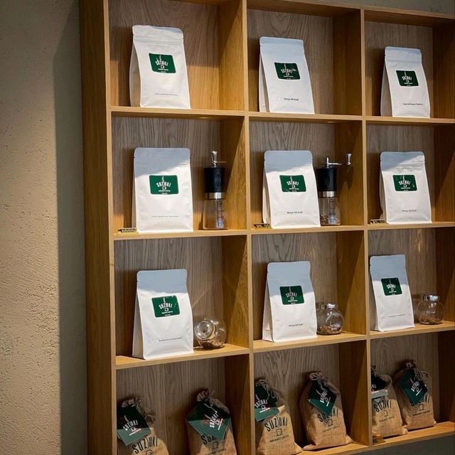 Suzuki Cafe and Roastery