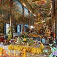 วัดพนม (Wat Phnom) พนมเปญ กัมพูชา