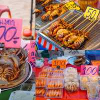 ตลาดลงเล ประจวบฯ มีทุกยามเย็นวันเสาร์ 