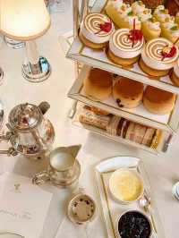 Ritz High Tea: London's Indulgent Tradition