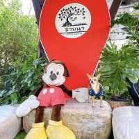 ชายนาคาเฟ่ นนทบุรี