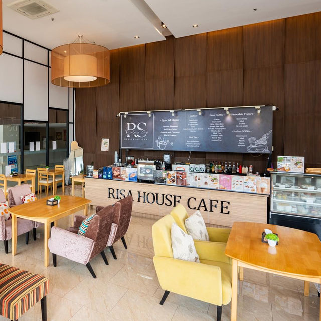  Risa's house cafe