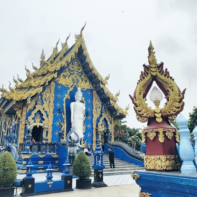 Wat Rong Suea Ten Blue Temple @ Chiang Rai 🇹🇭