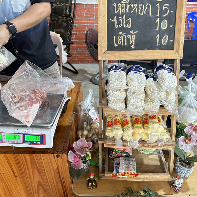 NT หมูกระทะ หมูกระทะชั่งกิโลสุดอร่อยของมะขาม