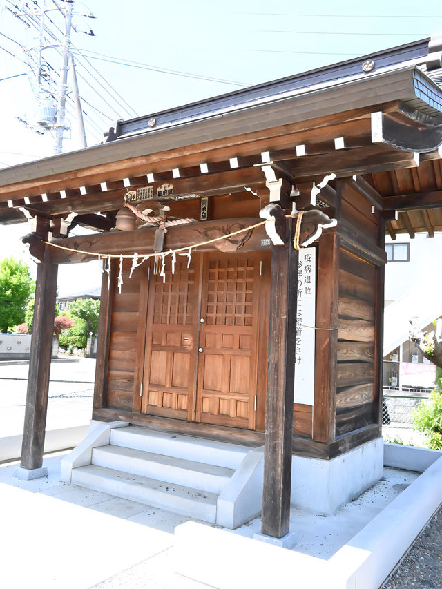 【北秋津八雲神社/埼玉県】神輿の火渡りが行われる