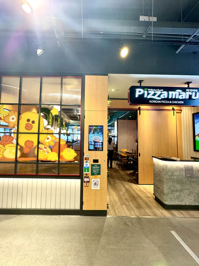 「黃色LINE FRIENDS meets Pizza Maru」特別餐牌，千其唔好錯過啦😍