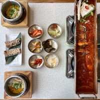 통갈치조림이 맛있는 제주 궁서체