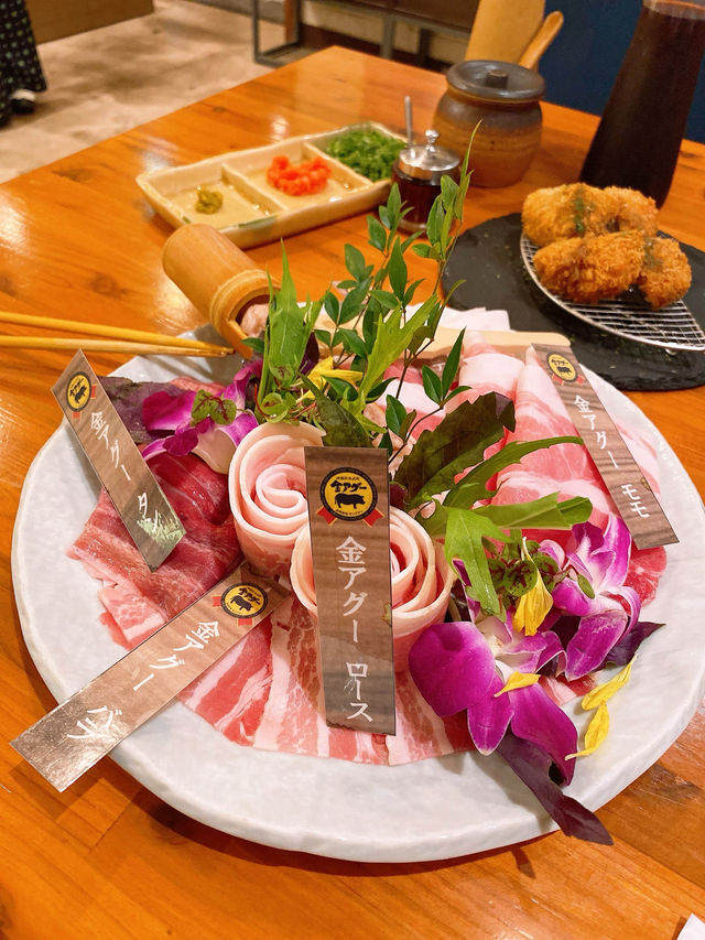 【沖縄/グルメ】アグー豚のしゃぶしゃぶと島野菜が食べ放題！