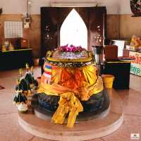วัดพระแท่นดงรังวรวิหาร