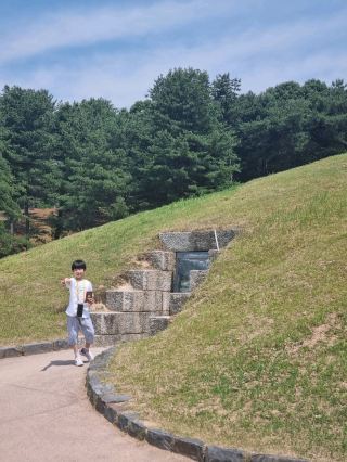 A Must-Visit Place in Gongju! The Tomb of King Muryeong.