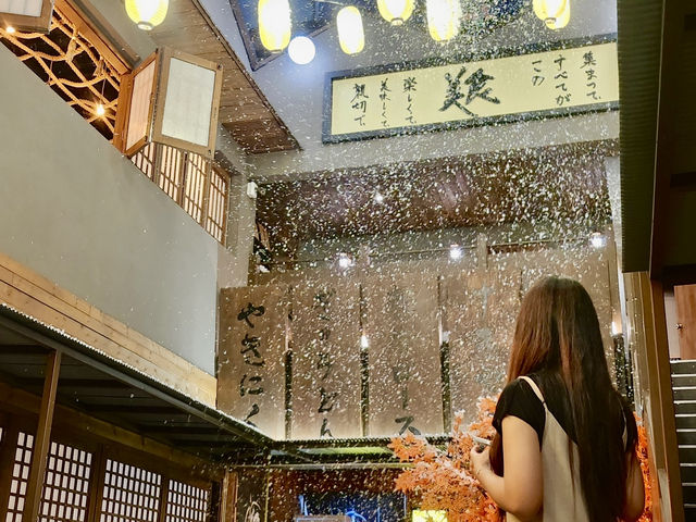 부산 광안리의 365일 눈오는 야끼니꾸집 