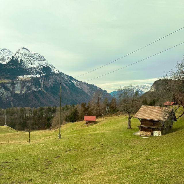 🇨🇭Brienz: A Serene Lakeside Escape in the Heart of Switzerland