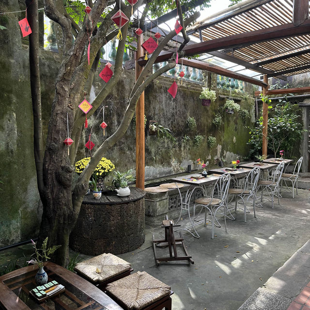 ベトナム・ホイアン＊静寂に包まれた心地よいcafe
