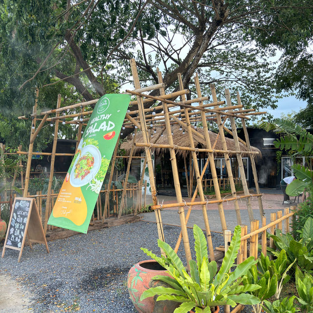 เที่ยวน่าน พาไปกินสลัดดีต่อใจ🥗