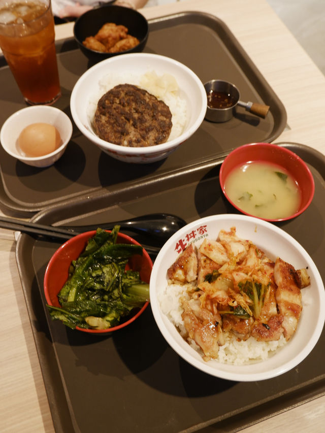 𖤣𖤥旺角快餐｜香港出產的丼飯 