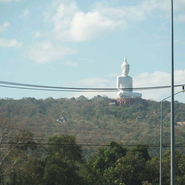 วัดรอยพระพุทธบาทภูมโนรมย์ มุกดาหาร