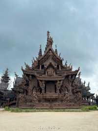 ปราสาทสัจธรรม พัทยา