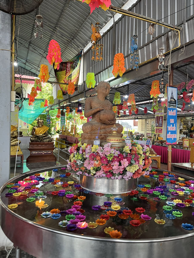 วัดเสาธงทอง 🙏🏼 เกาะเกร็ด,นนทบุรี