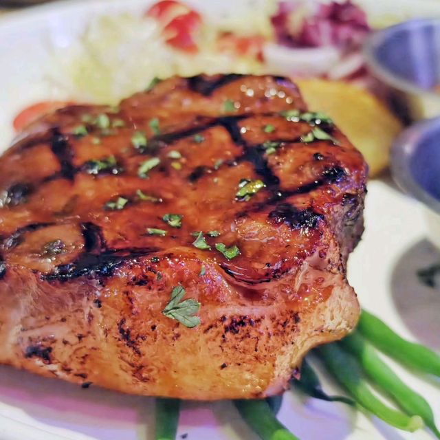 食過😋返尋味嘅🎛️音樂主題🍹酒吧餐廳