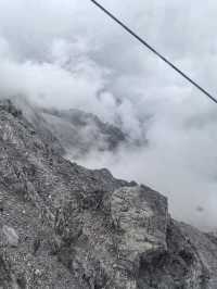 Cable Car @Jade Drqgon Snow Mountain