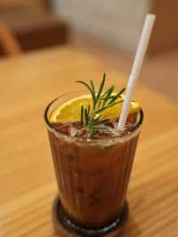 🥤 คาเฟ่ที่น่ารักและมีสไตล์ Sprucy Cafe