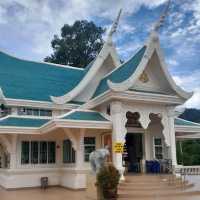 Reclining Buddha Temple (Wat Pa Phu Kon)