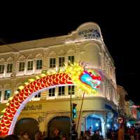 ชมเทศกาลโคมไฟที่ถนนคนเดิน ภูเก็ต 