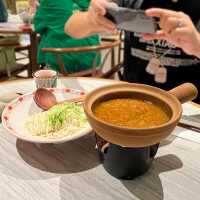 走進古雅的上海名居。細味經典上海美食