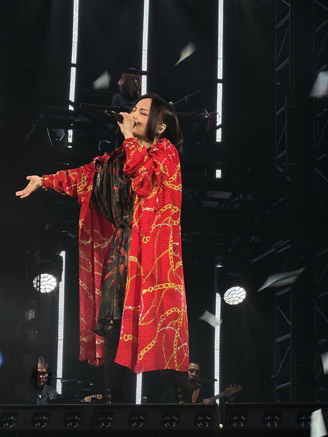 徐佳瑩「變得有些奢侈的事」巡迴演唱會-香港場 徐佳瑩「變得有些奢侈的事」巡迴演唱會-香港場