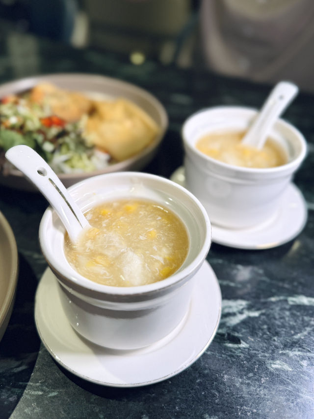 高雅精緻嘅英式中菜館💙