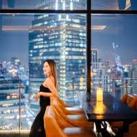 🌃โรงแรมสวยย่าน EM District สะดวกสบาย 